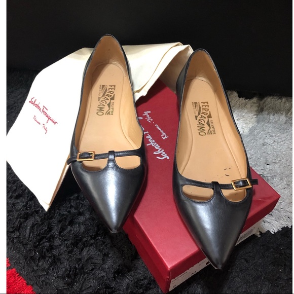 Salvatore Ferragamo Shoes - Salvatore Ferragamo Patty C flat
